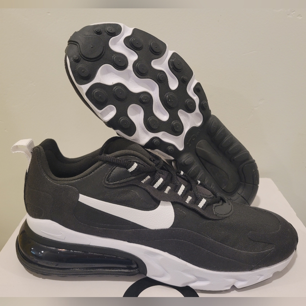 Nike Mens Air Max 270 React Black/White CI3866 004 size 7